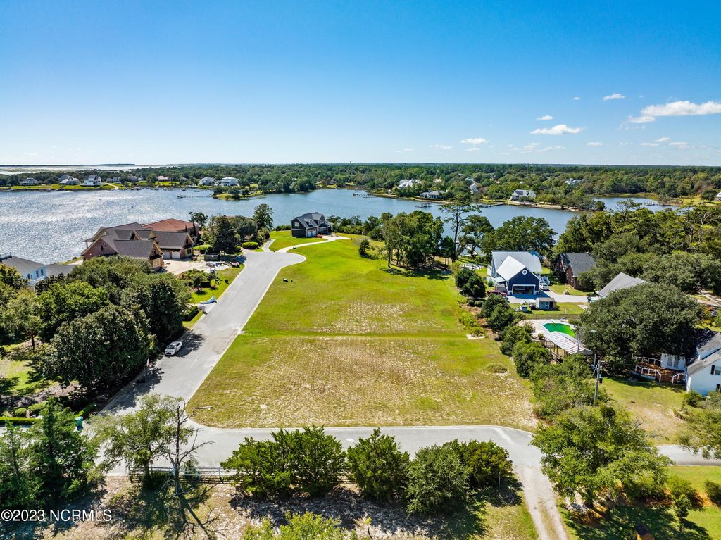 Photo of 2 Point Drive, Swansboro, NC 28584 (MLS # 100385165)
