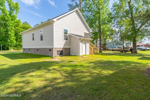 Single Family Residence in Grantsboro NC 2024 Kennels Beach Road 25.jpg