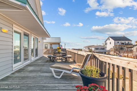 A home in North Topsail Beach