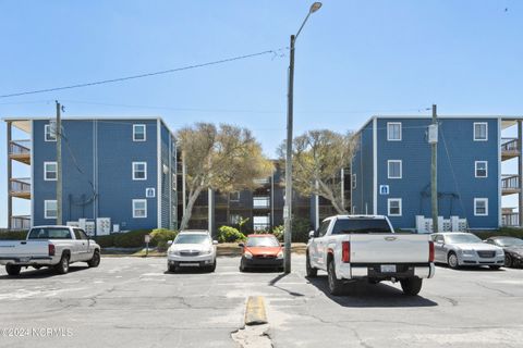 A home in North Topsail Beach