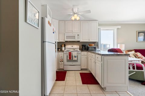 A home in North Topsail Beach