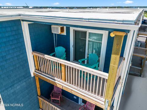 A home in North Topsail Beach