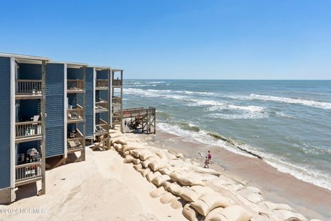 A home in North Topsail Beach