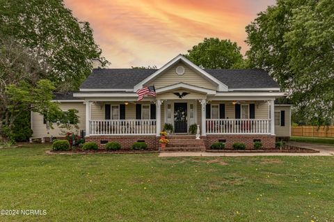 Single Family Residence in Fremont NC 422 Old Black Creek Road.jpg