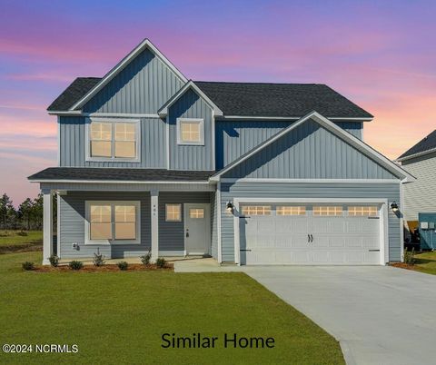 Single Family Residence in Hubert NC 403 Bay Harbor Court.jpg