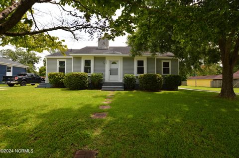 Single Family Residence in Jacksonville NC 102 Westminister Drive.jpg