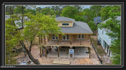 A home in Oak Island