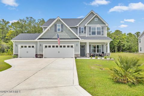 Single Family Residence in Sneads Ferry NC 511 Saratoga Road 2.jpg