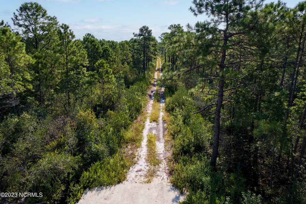 Photo of 226 Plantation Road W, Wilmington, NC 28405 (MLS # 100394998)