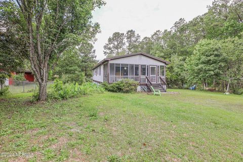 A home in Holly Ridge