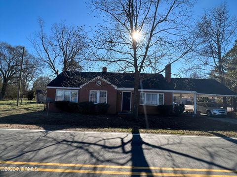 Single Family Residence in Battleboro NC 8163 Red Oak Battleboro Road.jpg