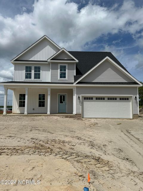 Single Family Residence in Stella NC 221 Shadow Grass Court.jpg