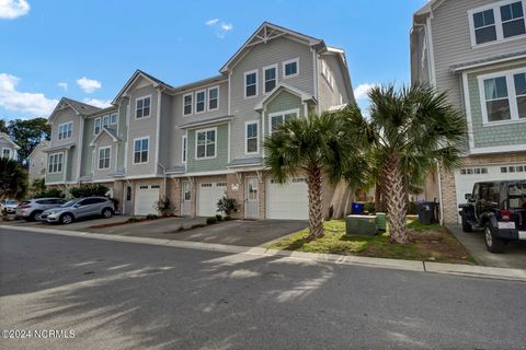 Townhouse in Wilmington NC 3656 Watch Hill Way.jpg