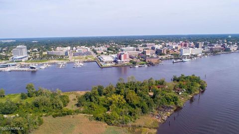 Tiny photo for 1 Point Habor Road, Wilmington, NC 28401 (MLS # 20678714)