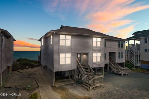 Townhouse in Surf City NC 910 Shore Drive.jpg