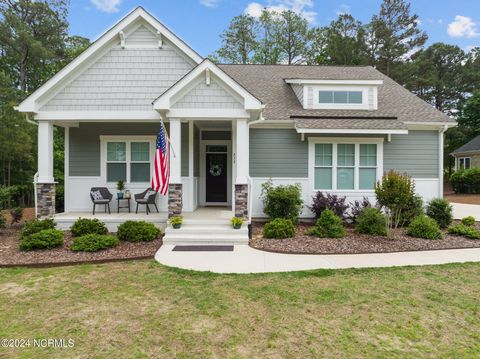 Single Family Residence in West End NC 222 Finch Gate Drive.jpg