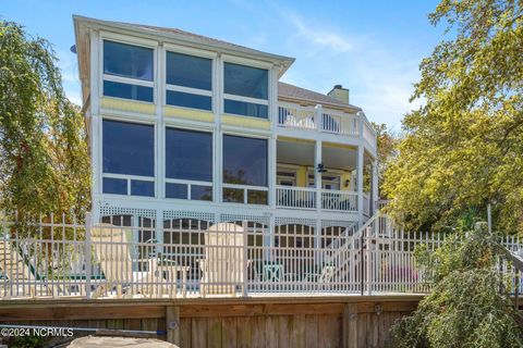 A home in Emerald Isle