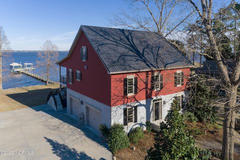 A home in Blounts Creek