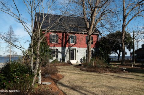 A home in Blounts Creek