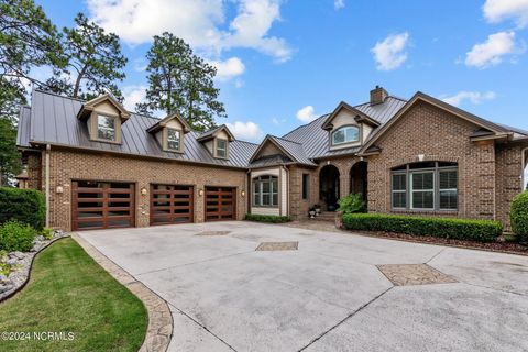 Single Family Residence in Southern Pines NC 58 Plantation Drive.jpg