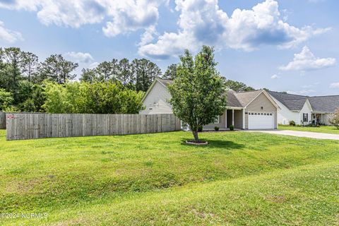 Single Family Residence in Beulaville NC 140 Christy Drive 1.jpg