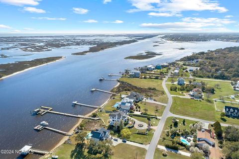 A home in Swansboro