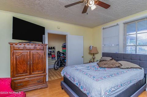 Quadruplex in Goldsboro NC 305 & 307 Leslie Street 21.jpg