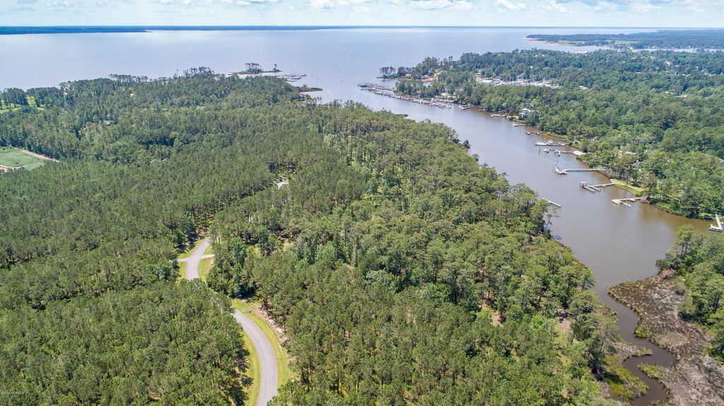 Photo of 48 Madison Avenue, Oriental, NC 28571 (MLS # 100351211)