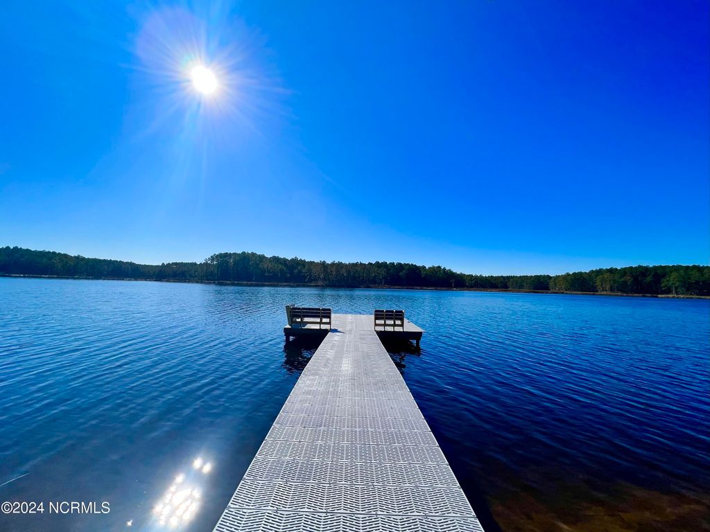 Photo of 63 Bailey Pointe, Belhaven, NC 27810 (MLS # 100424263)