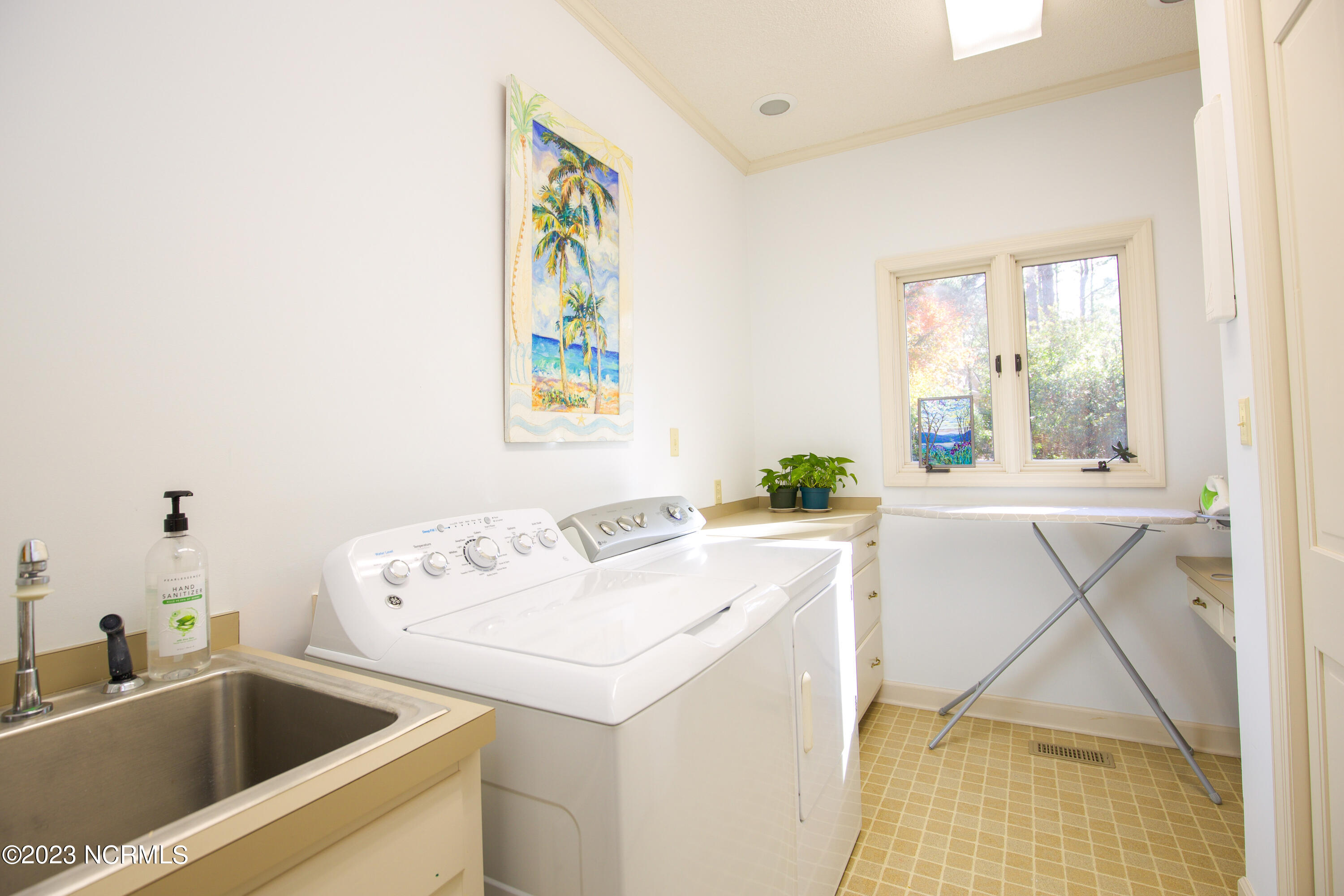 Pinehurst, North Carolina 28374, United States, 3 Bedrooms Bedrooms, ,3 BathroomsBathrooms,Residential,Active,68719