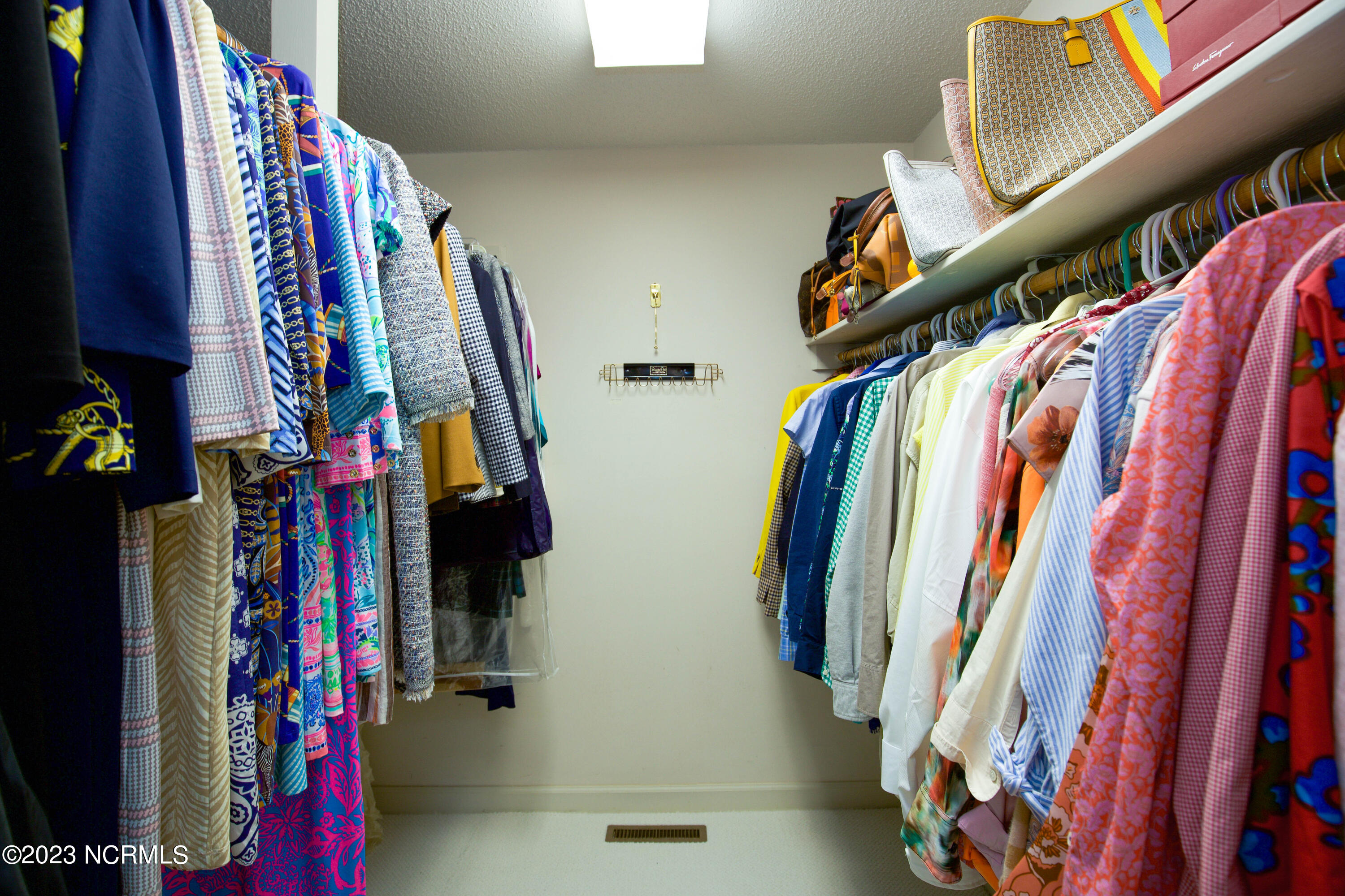 Pinehurst, North Carolina 28374, United States, 3 Bedrooms Bedrooms, ,3 BathroomsBathrooms,Residential,Active,68719