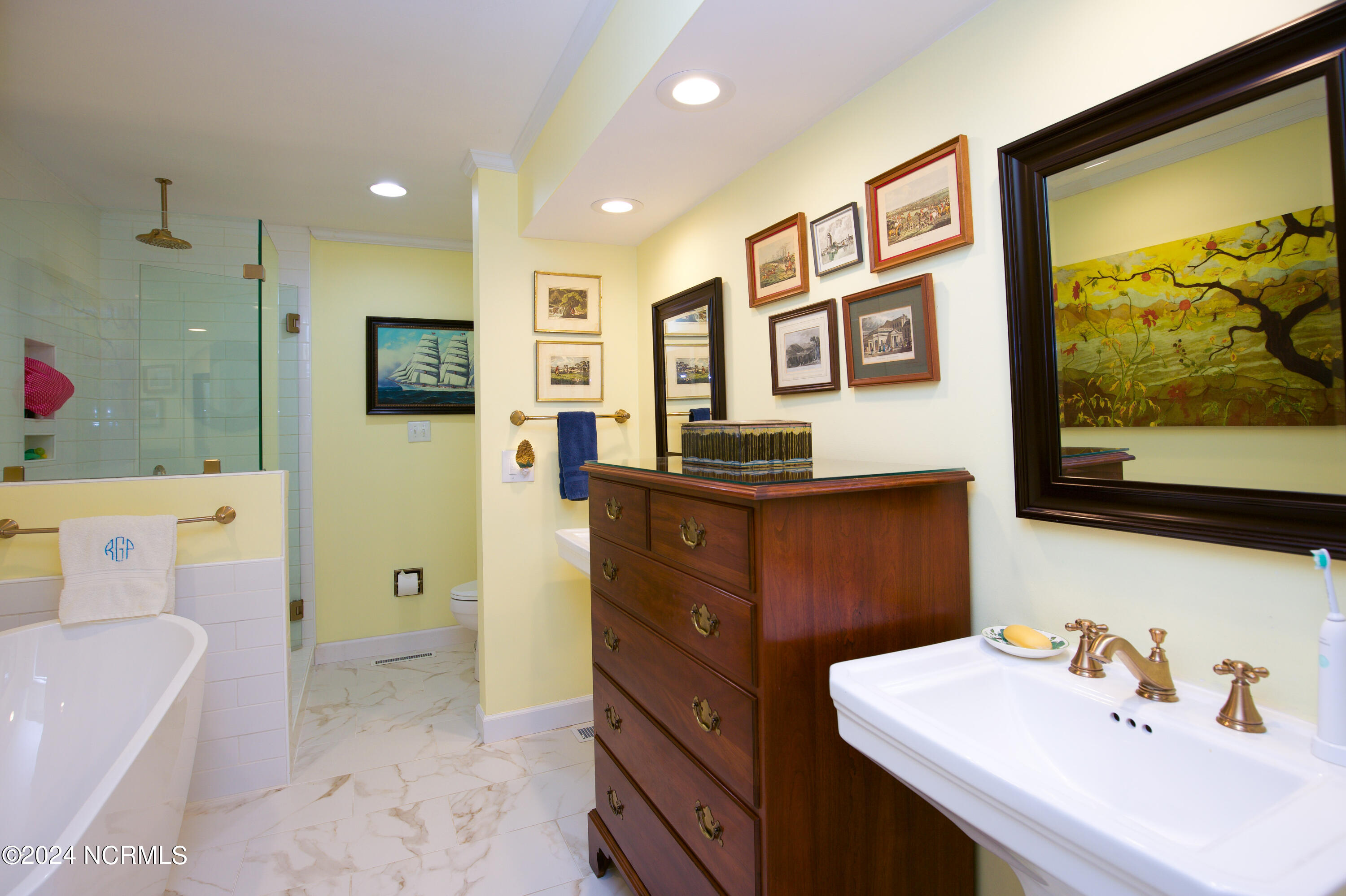 Pinehurst, North Carolina 28374, United States, 3 Bedrooms Bedrooms, ,3 BathroomsBathrooms,Residential,Active,68719