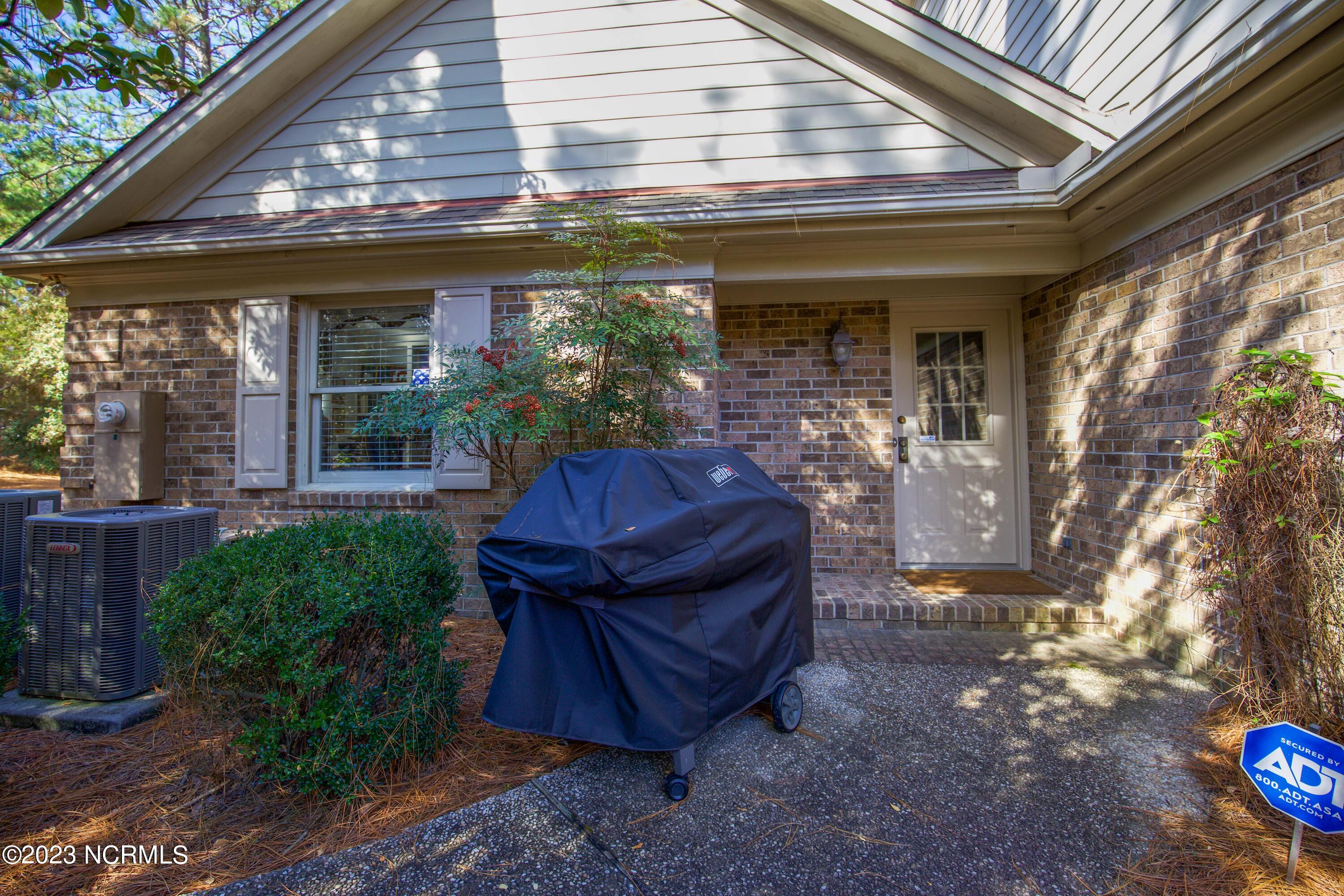 Pinehurst, North Carolina 28374, United States, 3 Bedrooms Bedrooms, ,3 BathroomsBathrooms,Residential,Active,68719