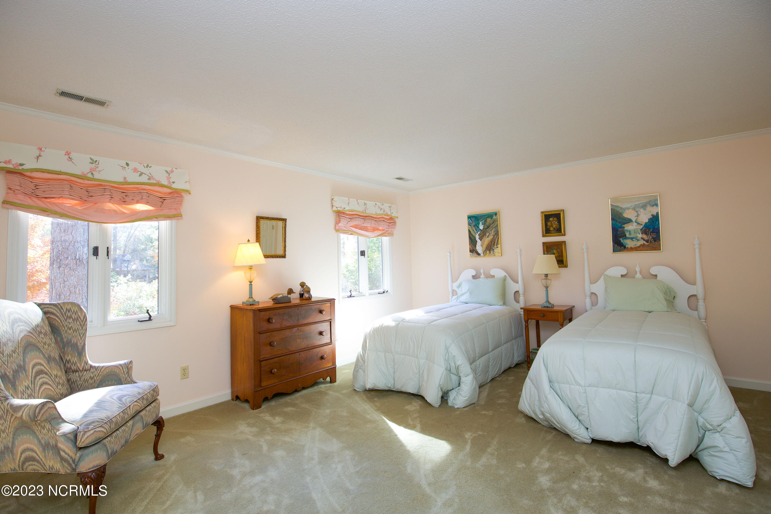 Pinehurst, North Carolina 28374, United States, 3 Bedrooms Bedrooms, ,3 BathroomsBathrooms,Residential,Active,68719