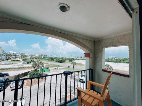 A home in North Topsail Beach