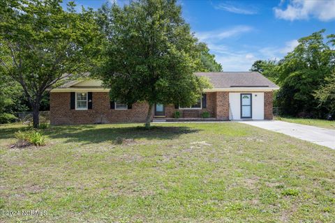 Single Family Residence in Wilmington NC 906 Marlowe Drive.jpg