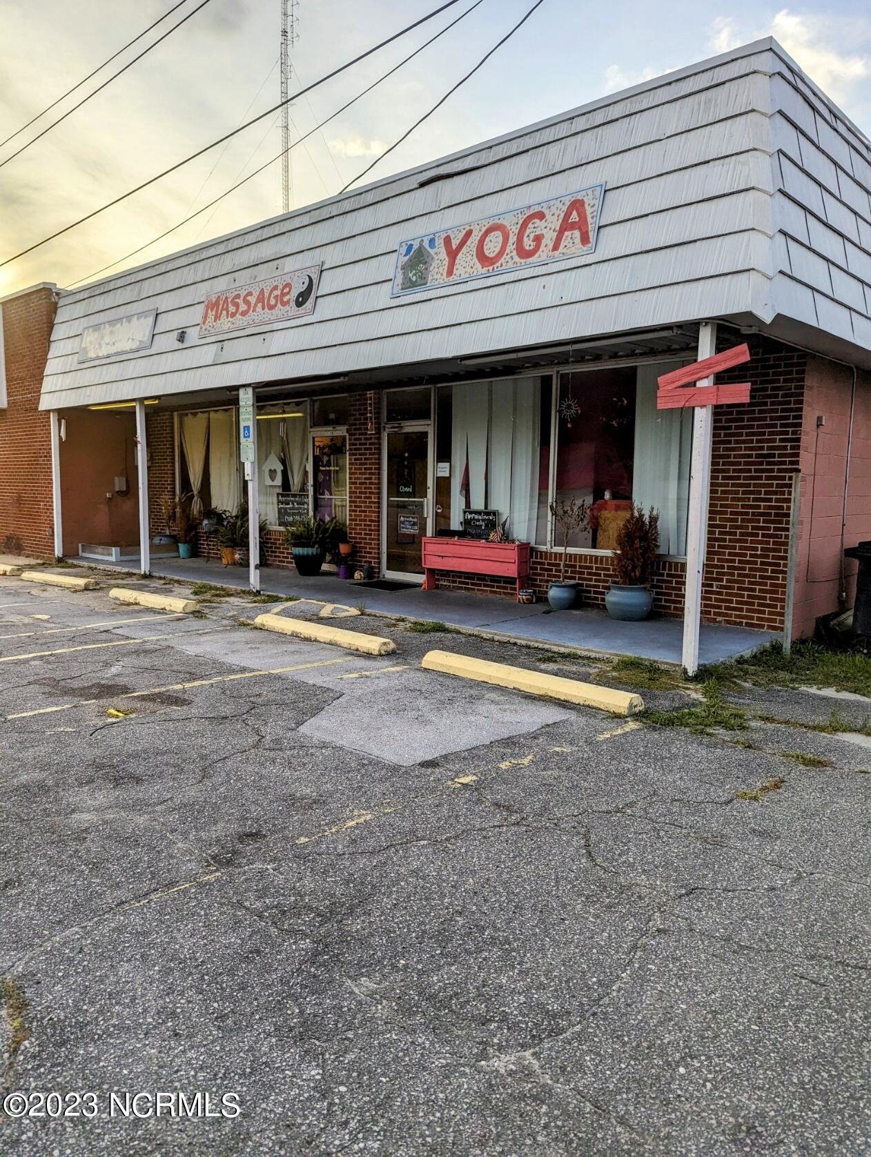 Jacksonville, North Carolina 28540, United States, ,Commercial,Active,71281