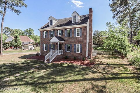 Single Family Residence in Rocky Mount NC 1525 Chateau Lane.jpg