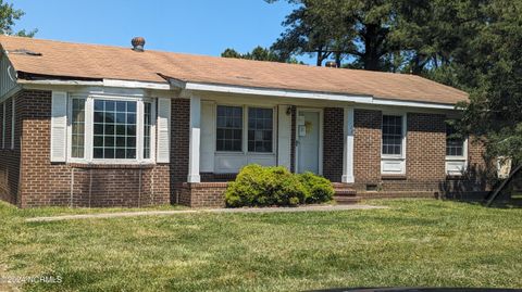 Single Family Residence in Rocky Mount NC 1708 Martin Luther King Drive.jpg