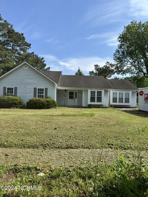 Single Family Residence in Jacksonville NC 126 Silver Leaf Drive.jpg