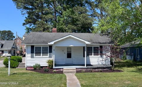 Single Family Residence in Stantonsburg NC 208 Travis Street 12.jpg