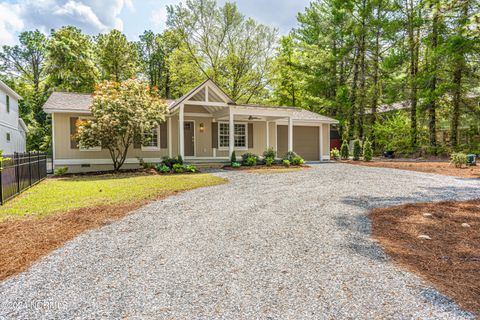 Single Family Residence in Southern Pines NC 711 Ashe Street.jpg