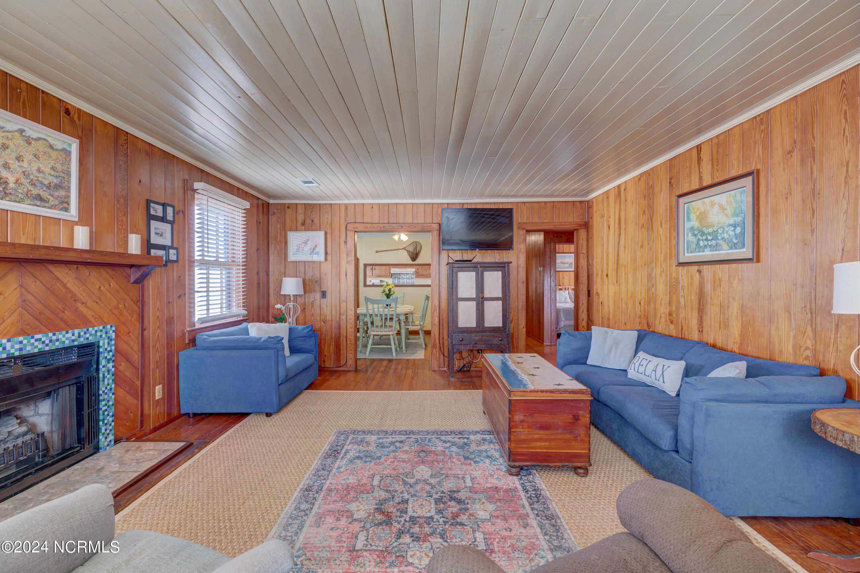 Carolina Beach, North Carolina 28428, United States, 3 Bedrooms Bedrooms, ,2 BathroomsBathrooms,Residential,Active,65129