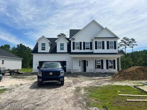 Single Family Residence in Hubert NC 604 Macy Place.jpg