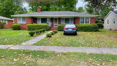 Single Family Residence in Wilmington NC 2422 Shirley Road.jpg