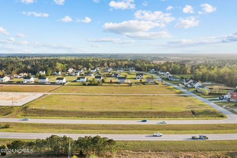 Unimproved Land in Hubert NC Lot 2 Farm Bureau Drive.jpg