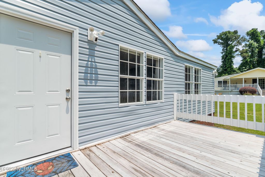 260 Waters Road, Jacksonville, NC 28546 MLS 100391552 Listing