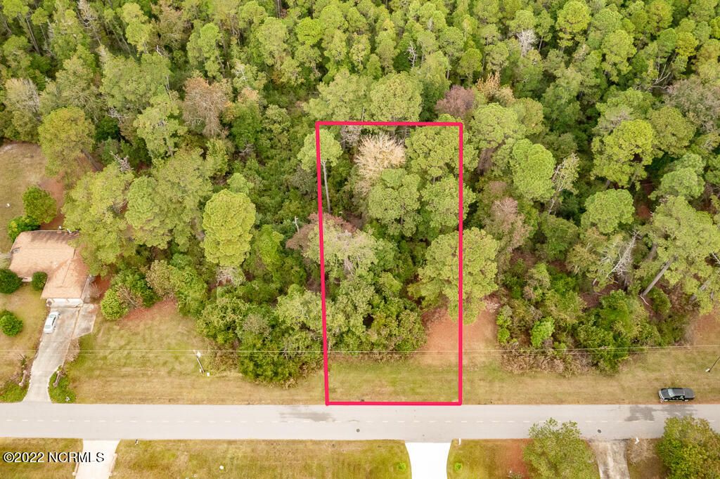 Photo of 2000 Caracara Drive, New Bern, NC 28560 (MLS # 100355370)