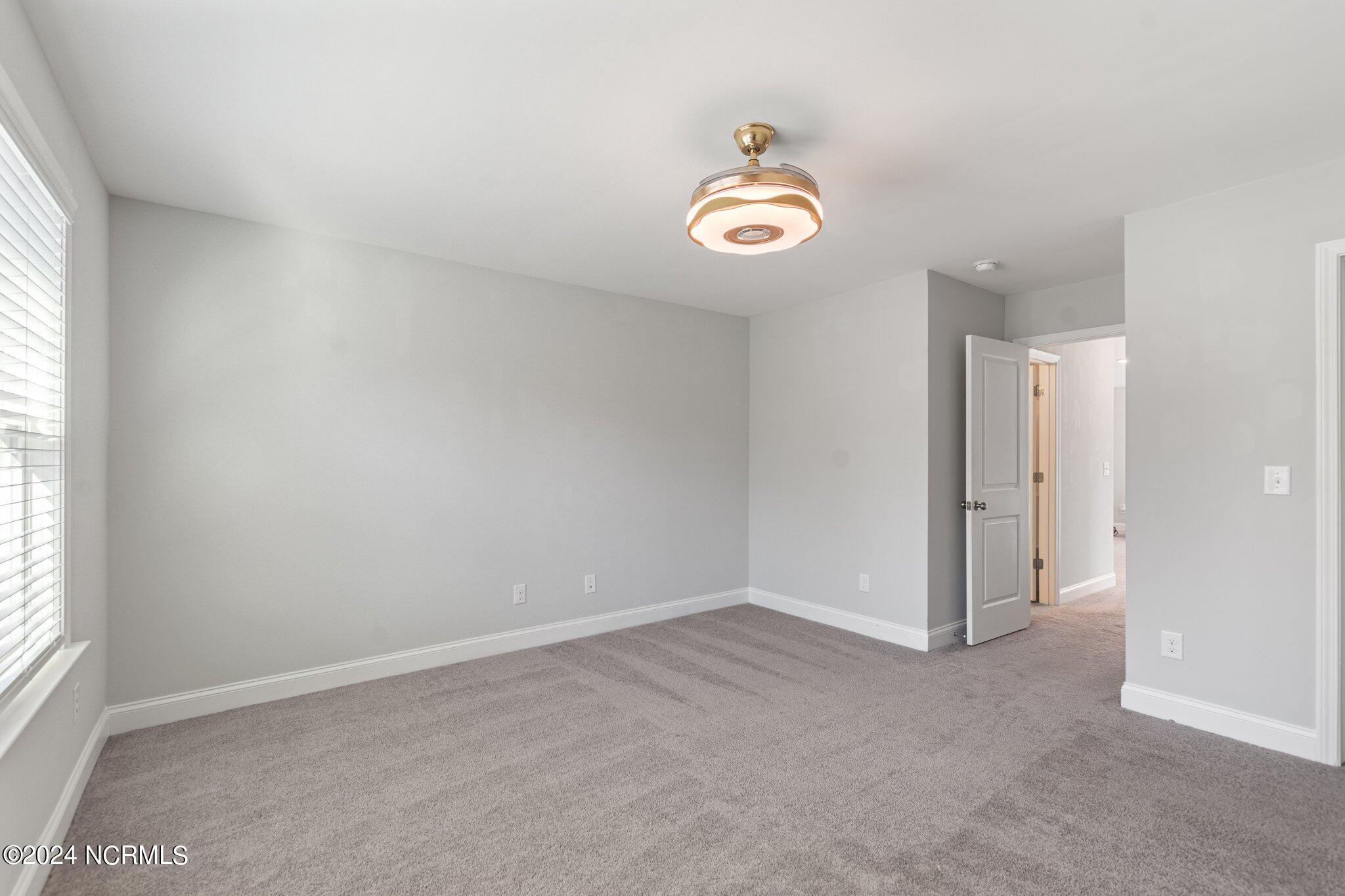 Wilmington, North Carolina 28409, United States, 4 Bedrooms Bedrooms, ,4 BathroomsBathrooms,Residential,Active,63481