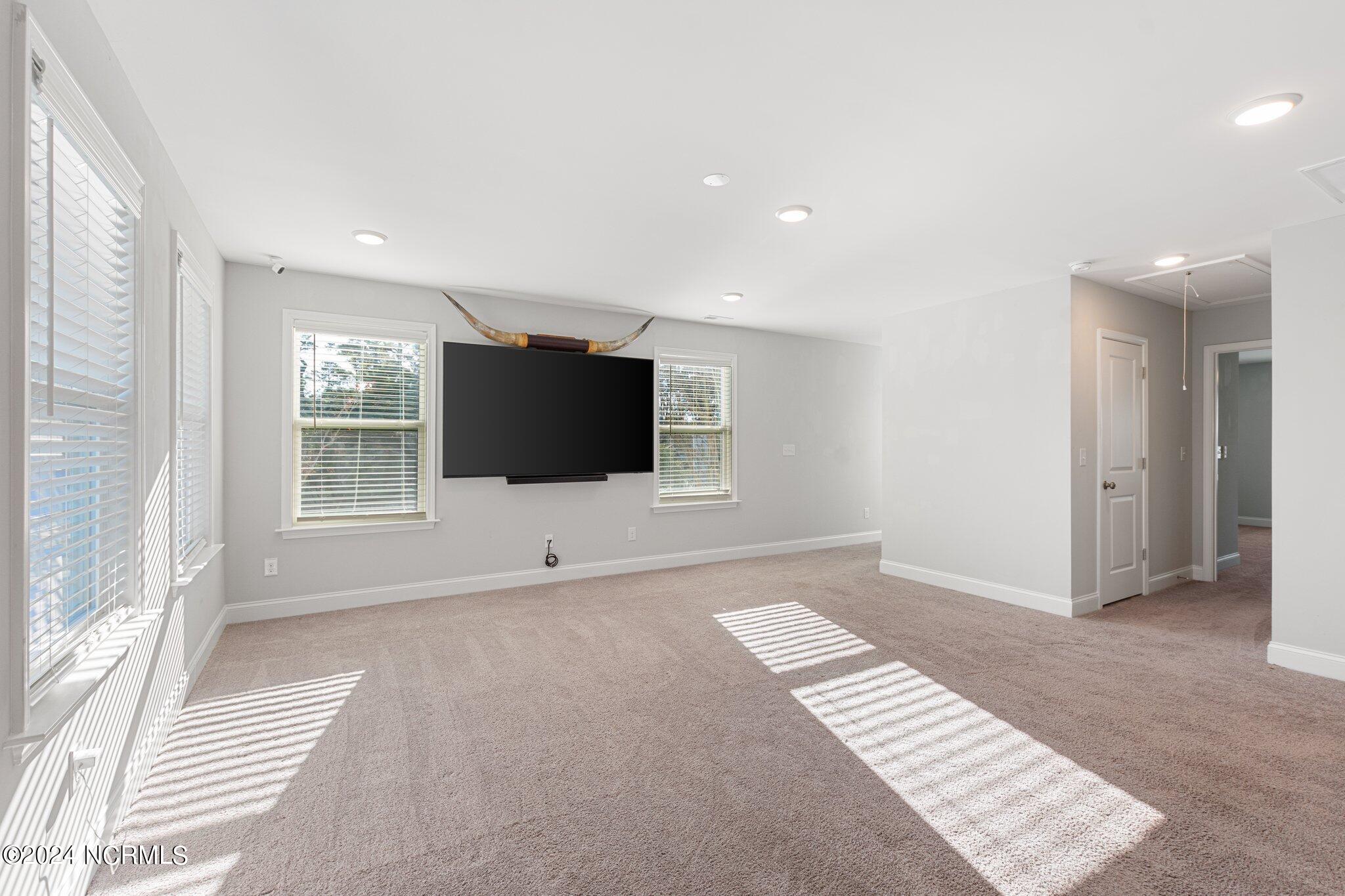 Wilmington, North Carolina 28409, United States, 4 Bedrooms Bedrooms, ,4 BathroomsBathrooms,Residential,Active,63481